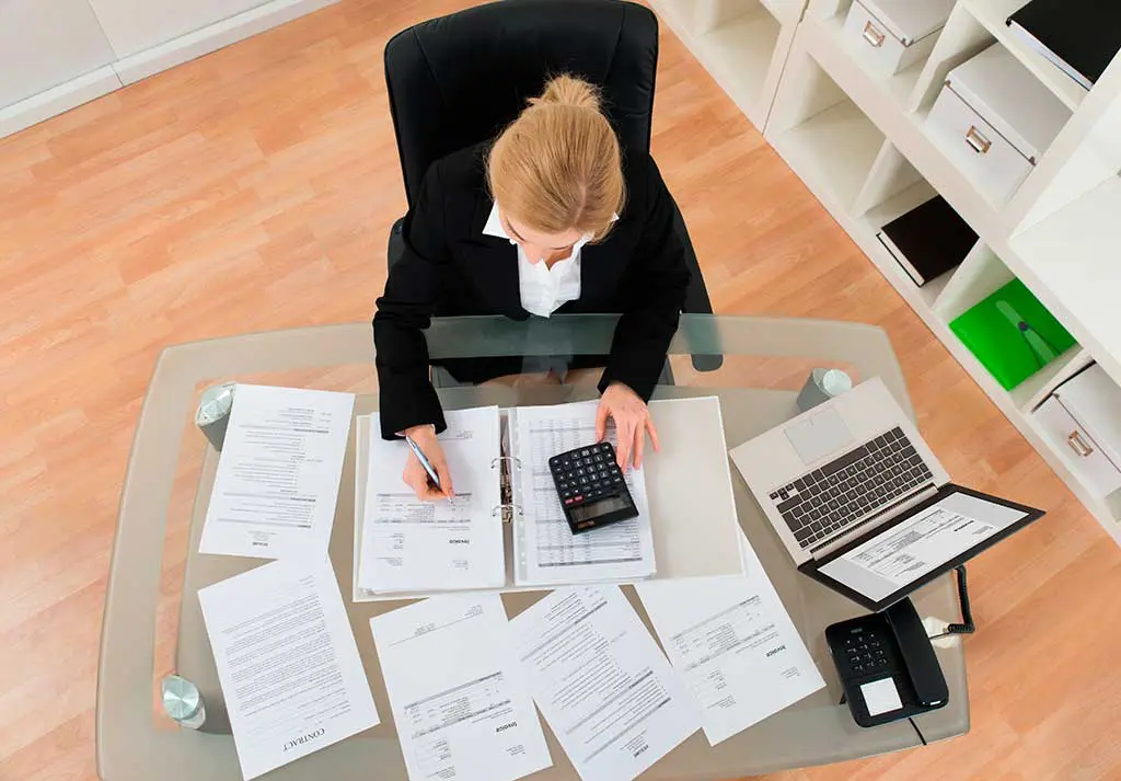 Contabilizar facturas de formación bonificada